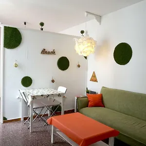 https://mai-city-apartment.in-canary-islands.com