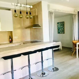 https://apartamento-edificio-mediterraneo.1costadelsol.com